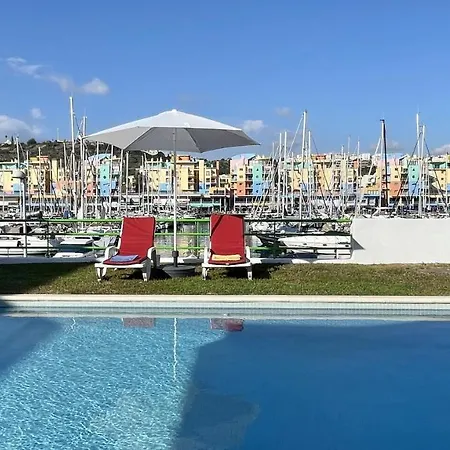 Marina - Private Pool - 10 Pax - *