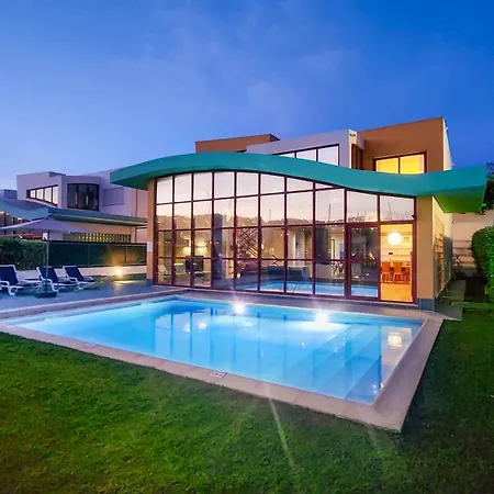 Villa Marina - Private Pool - 10 Pax - Albufeira
