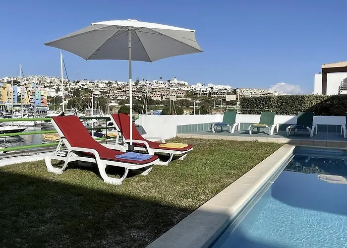Marina - Private Pool - 10 Pax - *